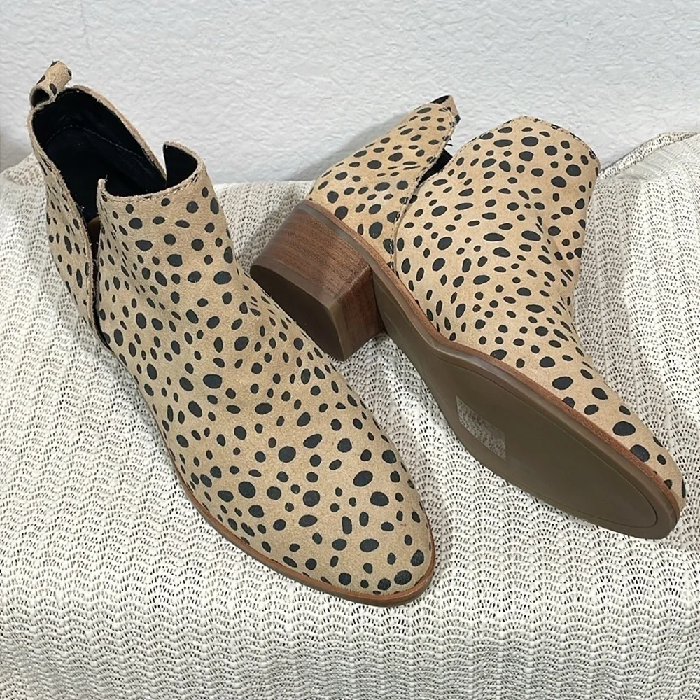 Dolce vita leather 6.5 Kadie cheetah shoe booties Leopard Cheetah Animal print